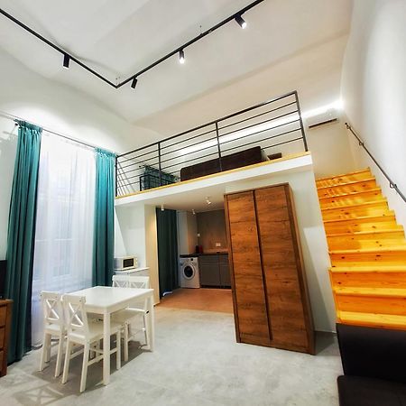 Masszi Apartman Budapeste Exterior foto