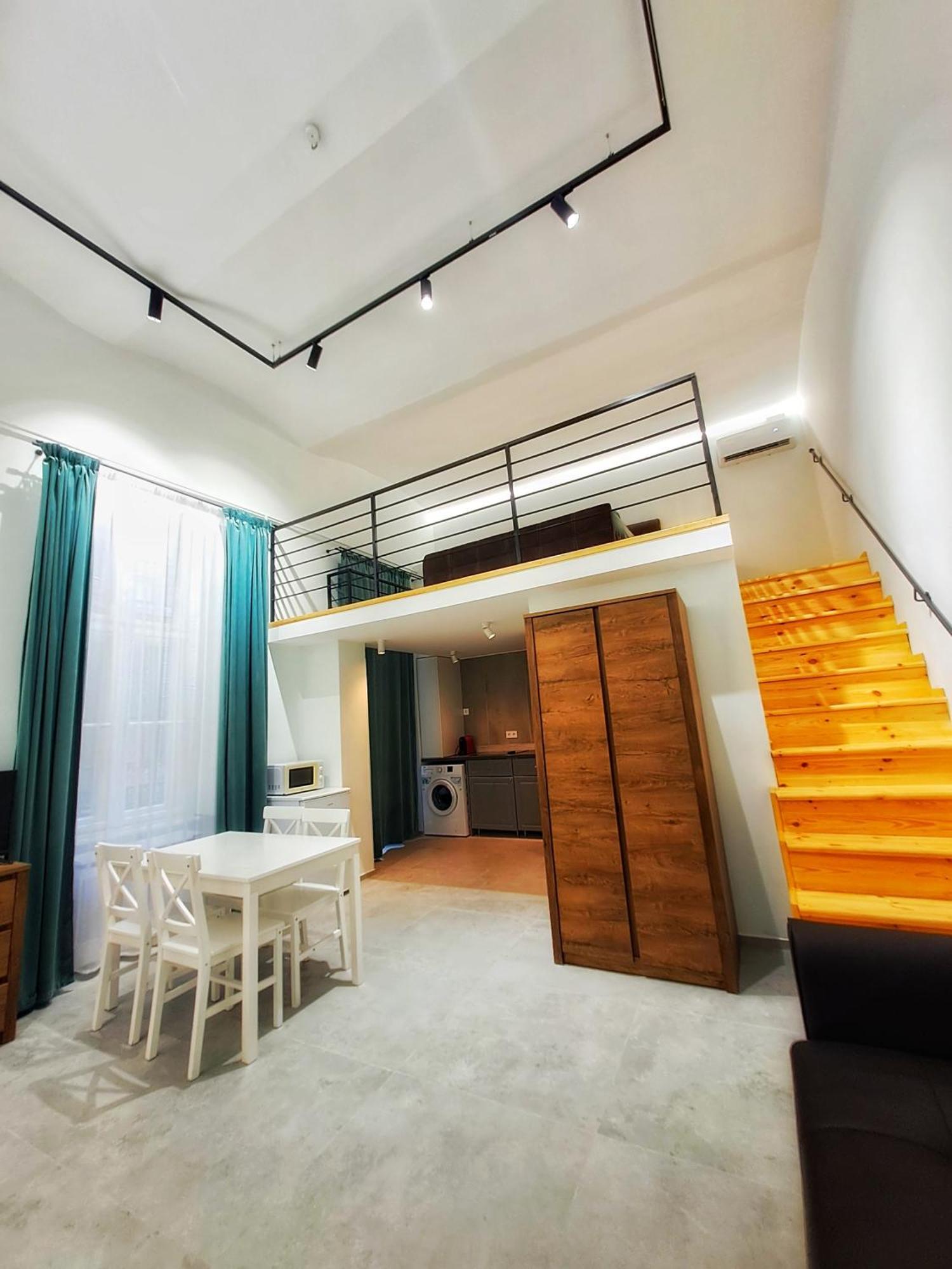 Masszi Apartman Budapeste Exterior foto